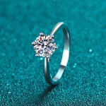 Italian Diamond Proposal Finger Ring
