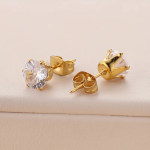 Italian Diamond One Stone Stud Golden Earring - Image 4
