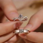 Crown Royal Couple Rings, Four-claw Simulation Zircon Diamond Ring