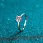 Italian Diamond Four -Claws Finger Ring - Image 2
