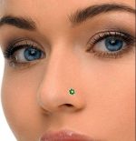 Italian Diamond Green Seven Stone Nose Pin - Image 2